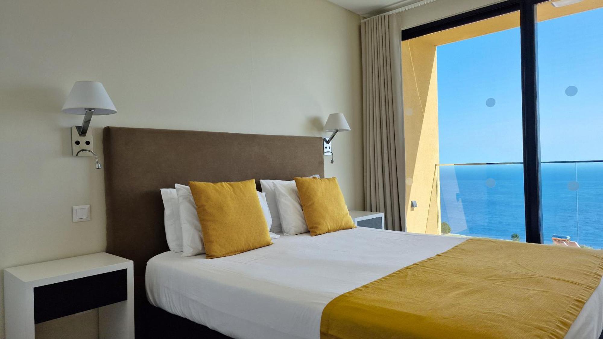 Eden Sun - A Modern Luxury Villa With A Panoramic View ปราเซเรช ภายนอก รูปภาพ