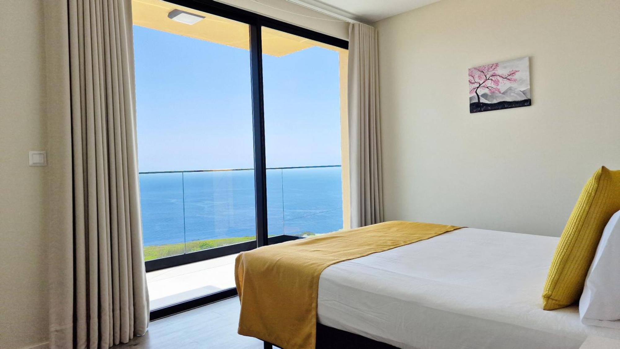 Eden Sun - A Modern Luxury Villa With A Panoramic View ปราเซเรช ภายนอก รูปภาพ